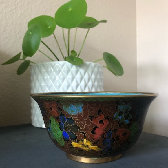 SOLD Vintage Cloisonné Floral Bowl With Brass Edges - Picture 3 of 8
